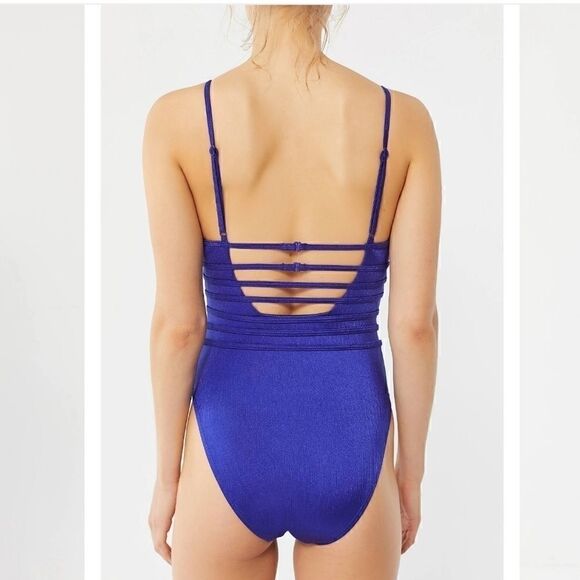 Urban outfitters Out From Under Tied Up In Knots Size M - Picture 4 of 6